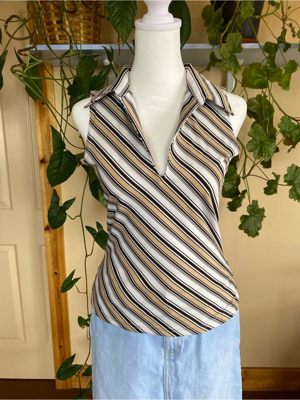 Vintage Y2K I.N. San Francisco Striped V Neck Collared Top Sleek Fitted S/M